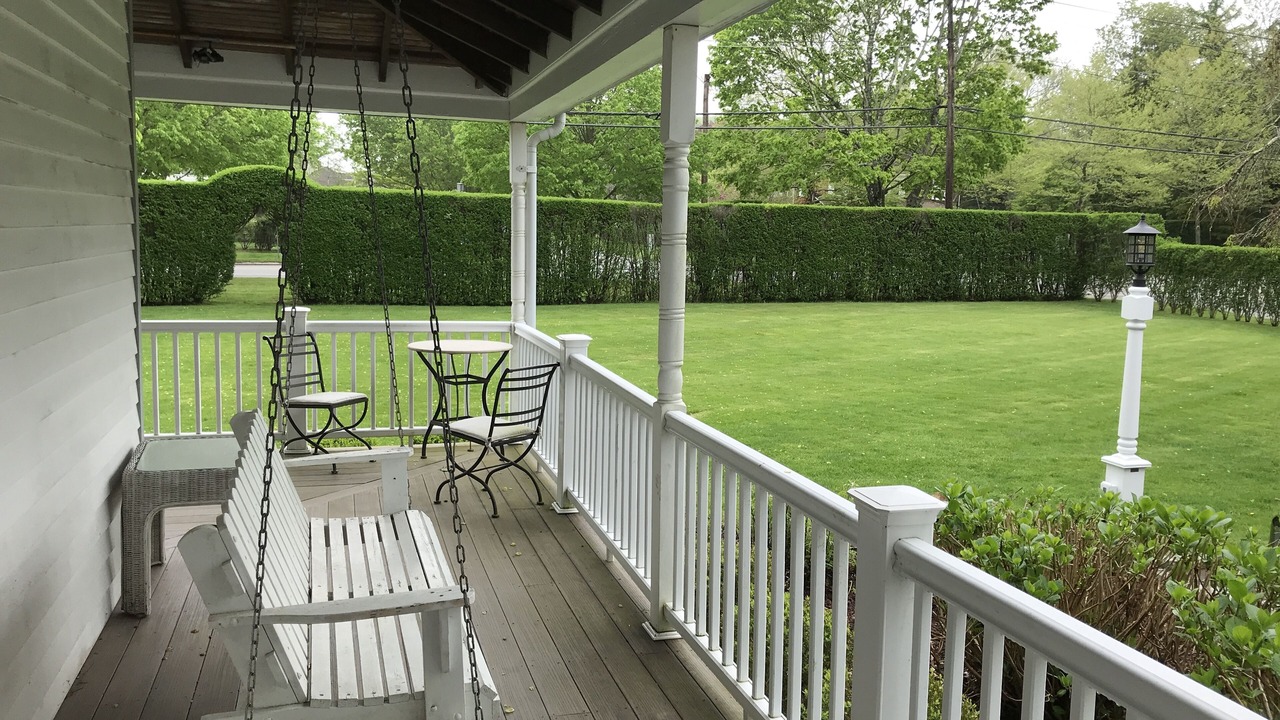 Photo of Outdoor in Village of Southampton
