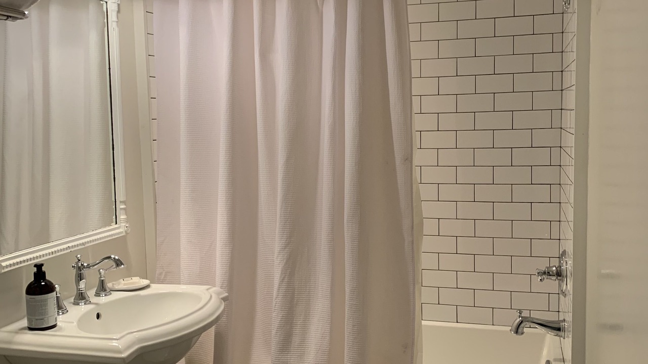 Photo of Bathroom in Hillcrest