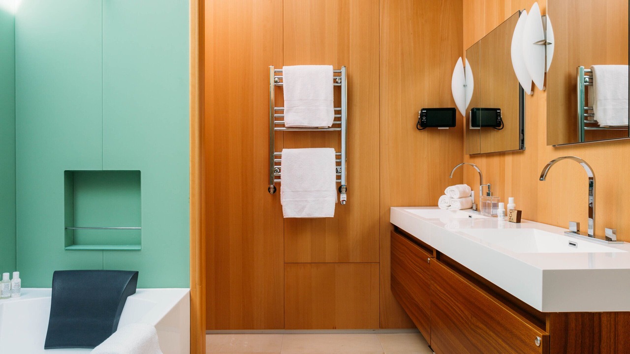 Photo of Bathroom in Town of Lloyd