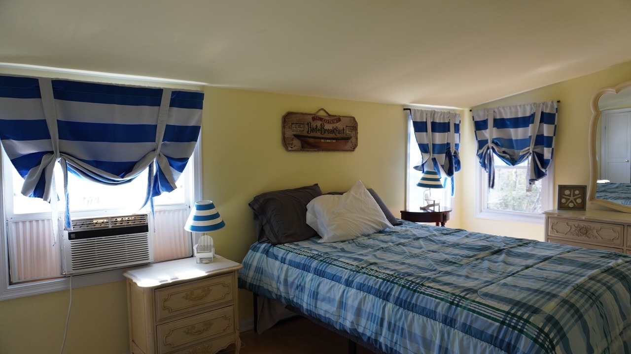Photo of Bedroom in Slaughter Beach