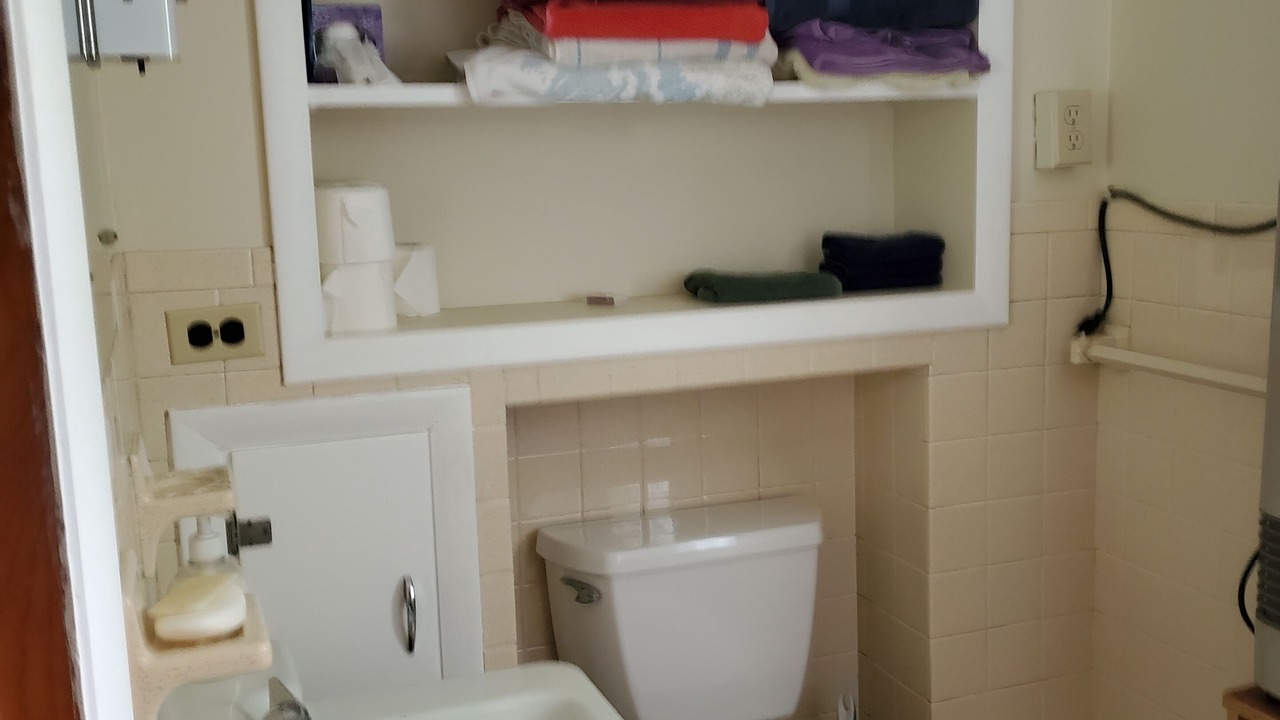 Photo of Bathroom in Town of Schroeppel