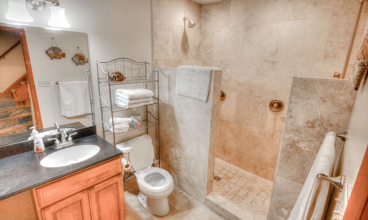 Photo of Bathroom in Treasure Lake