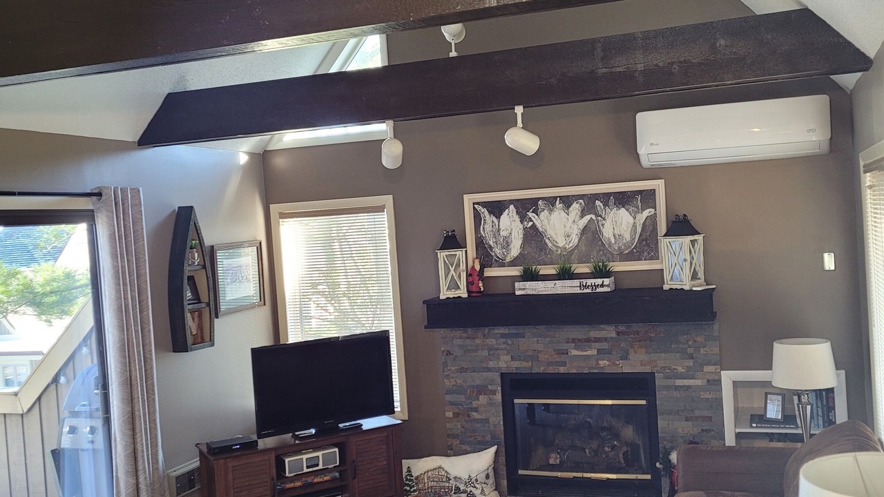 Photo of Livingroom in Clymer