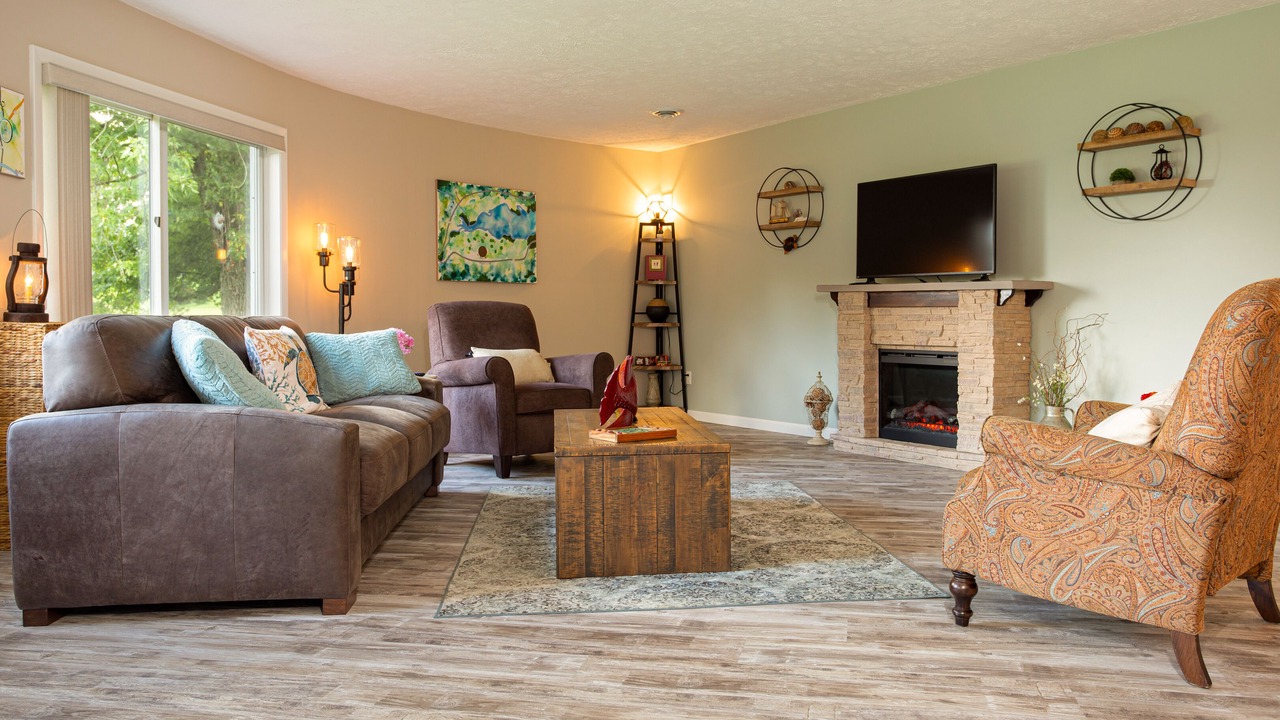 Photo of Livingroom in Perrysville