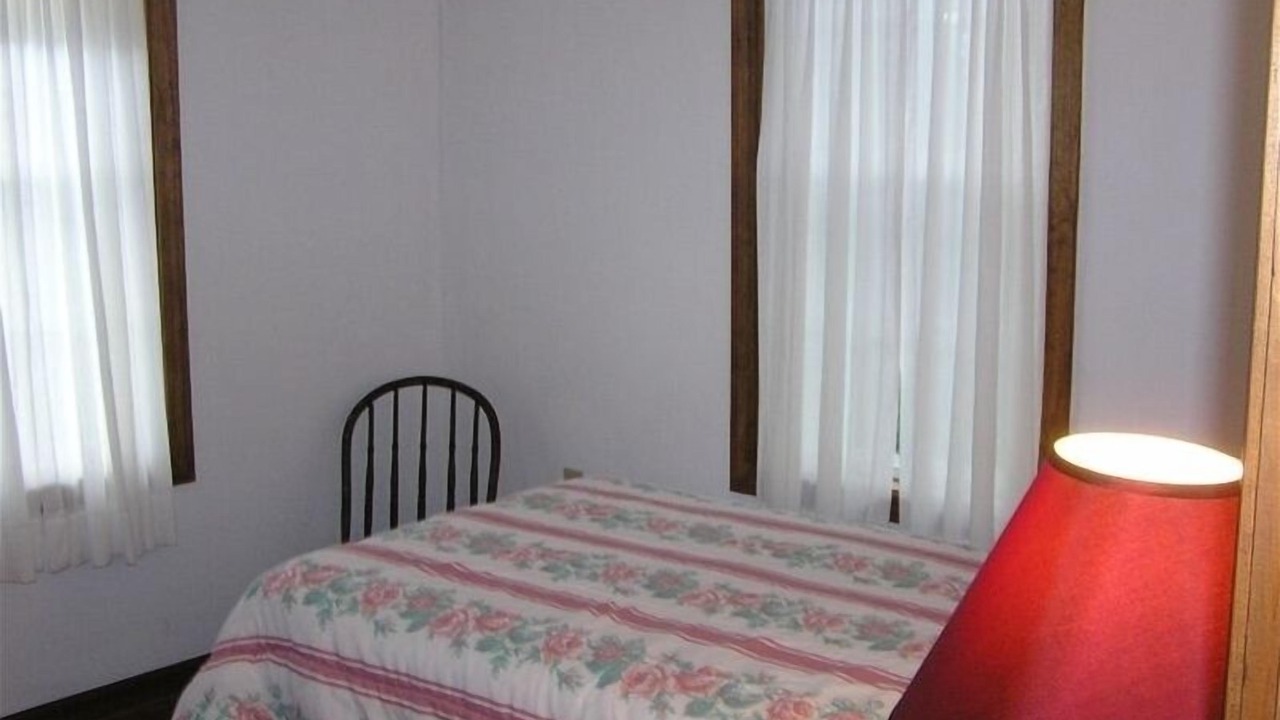 Photo of Bedroom in Westbrook Center