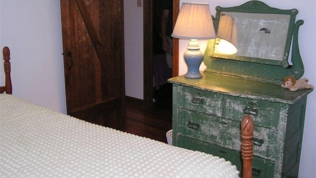 Photo of Bedroom in Westbrook Center