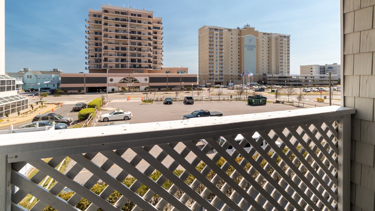 Photo of Patio Balcony in Northeast Virginia Beach