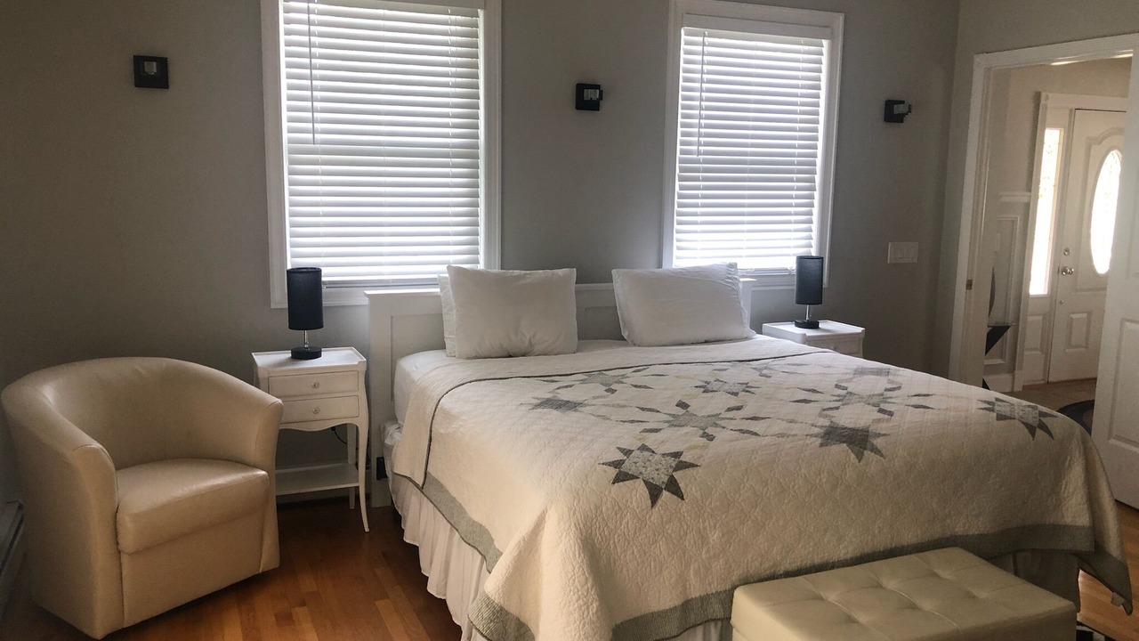 Photo of Bedroom in Culloden Shores