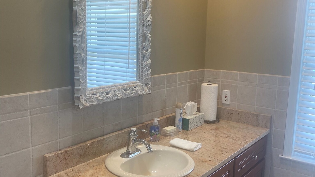 Photo of Bathroom in Culloden Shores