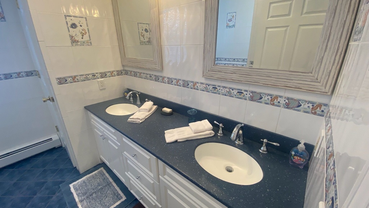 Photo of Bathroom in Culloden Shores