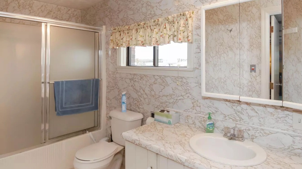 Photo of Bathroom in Wells Beach