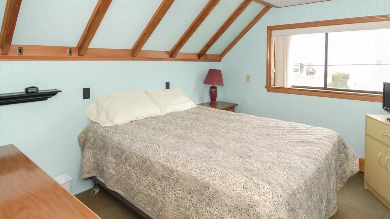 Photo of Bedroom in Wells Beach