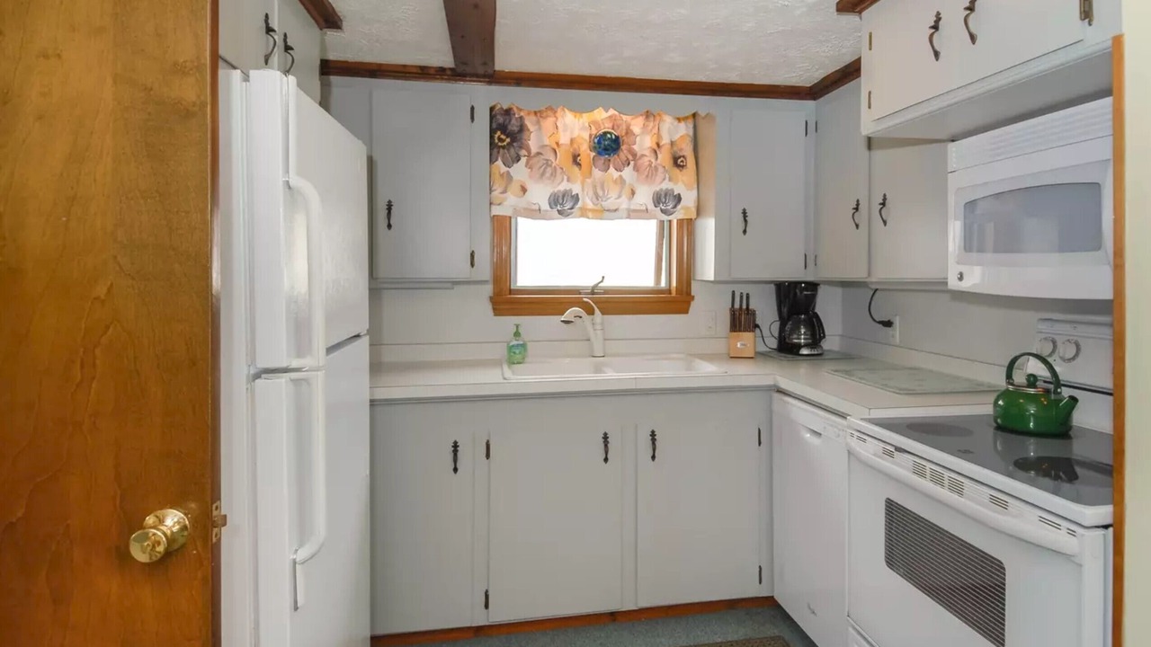 Photo of Kitchen in Wells Beach