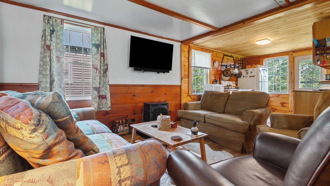 Photo of Livingroom in Rangeley