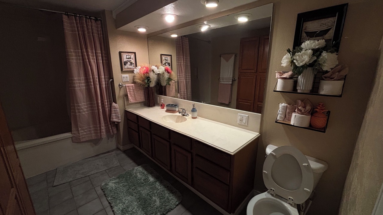 Photo of Bathroom in Galveston