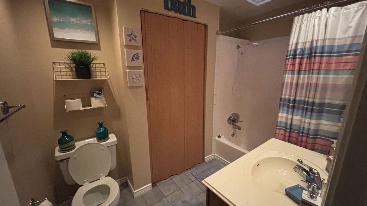 Photo of Bathroom in Galveston