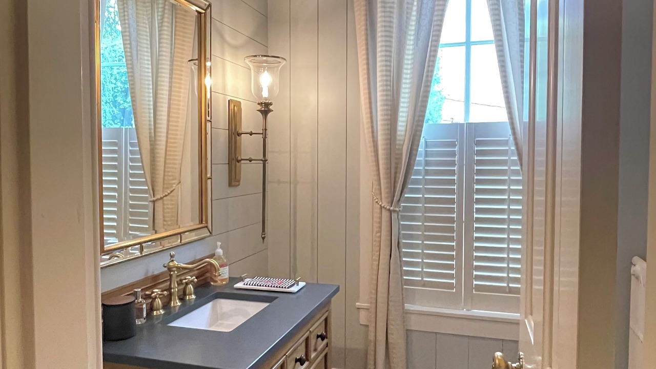 Photo of Bedroom in Historic District