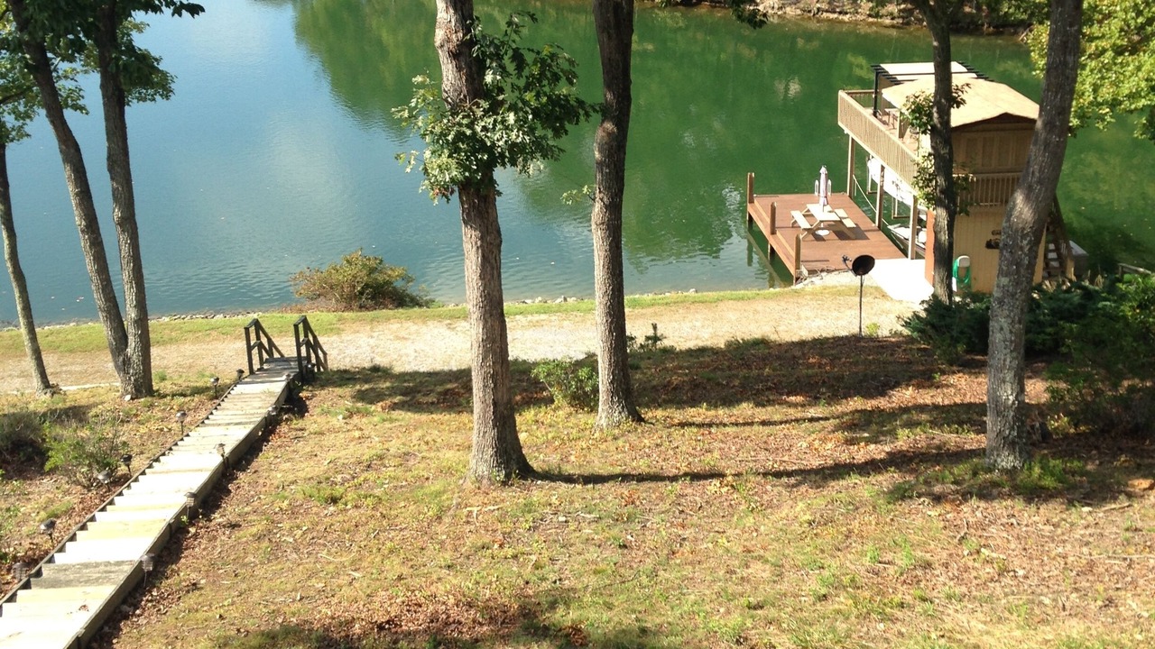 Photo of Outdoor in Huddleston