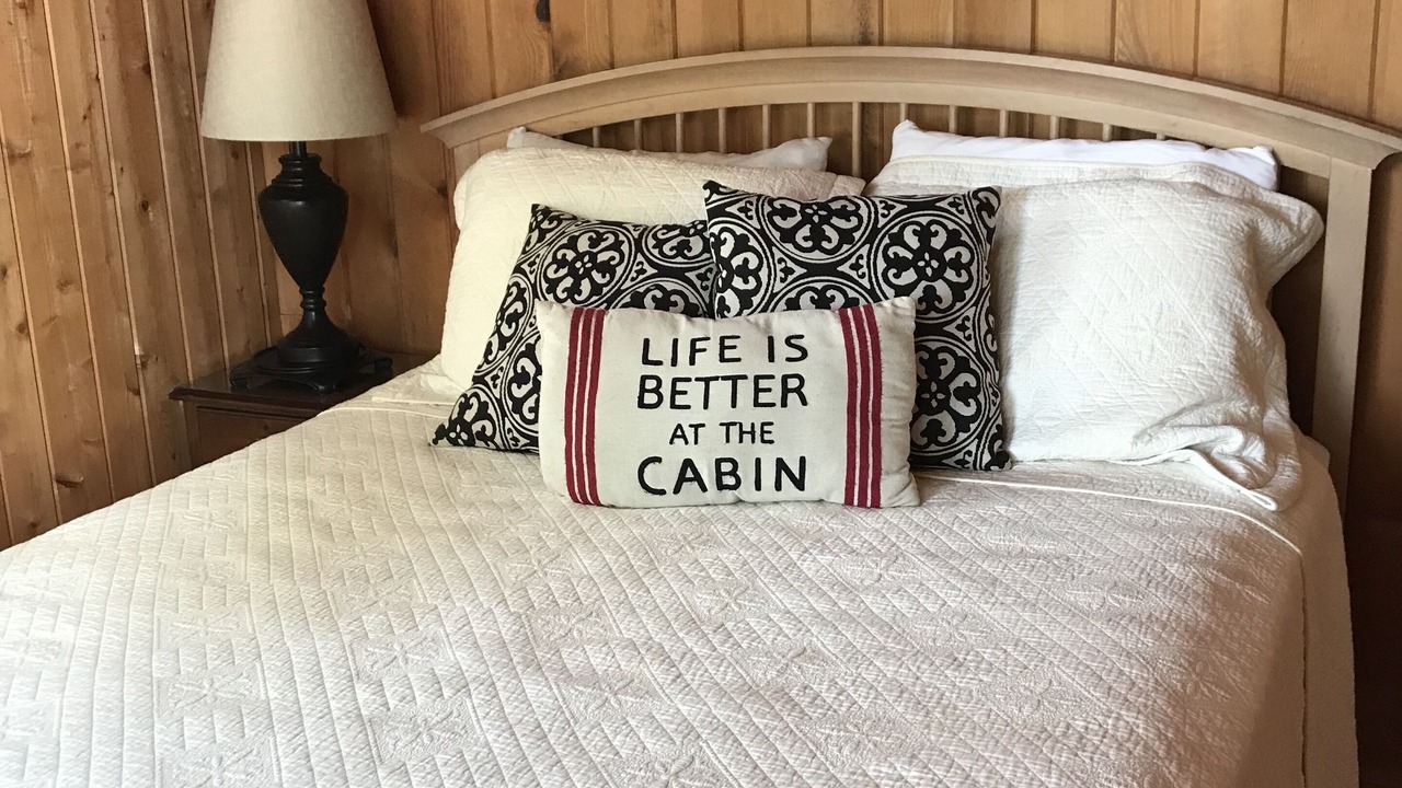 Photo of Bedroom in Huddleston