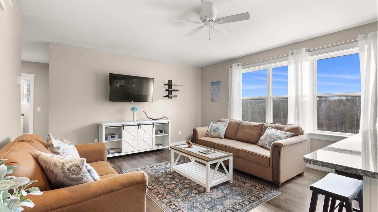 Photo of Livingroom in Bernard
