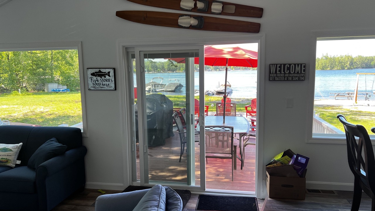 Photo of Livingroom in The Bays