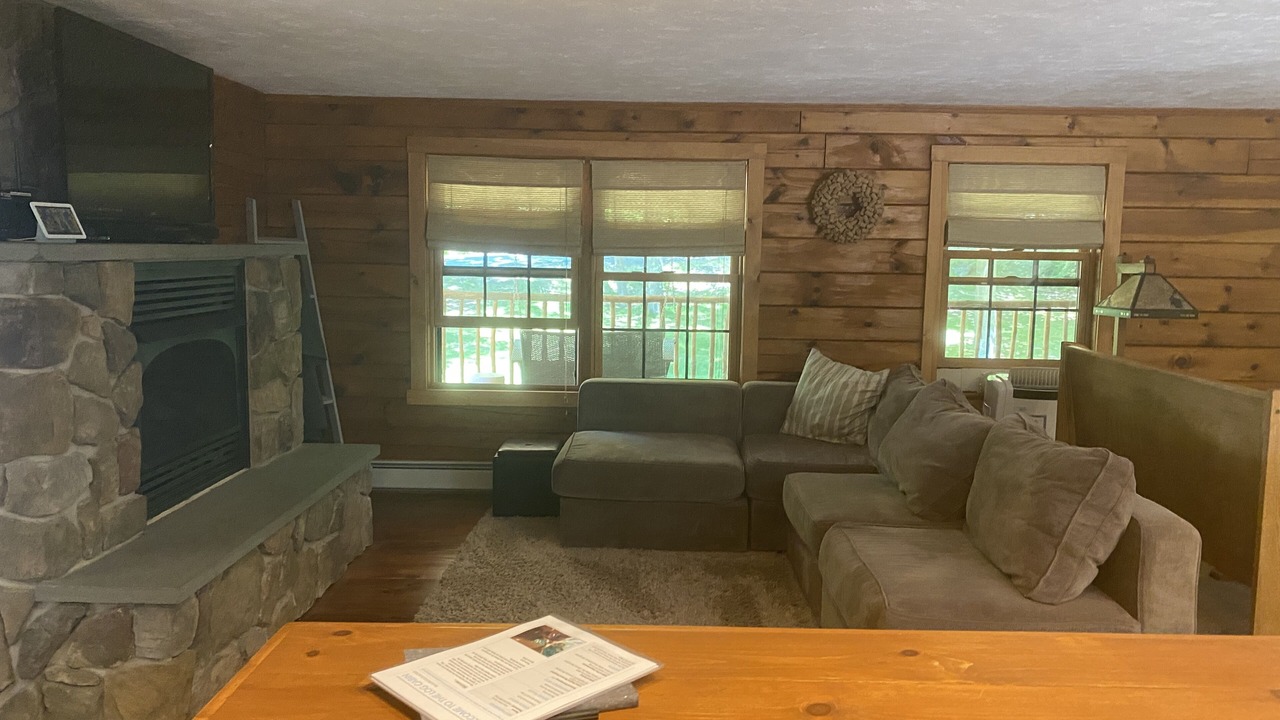 Photo of Livingroom in Gilford