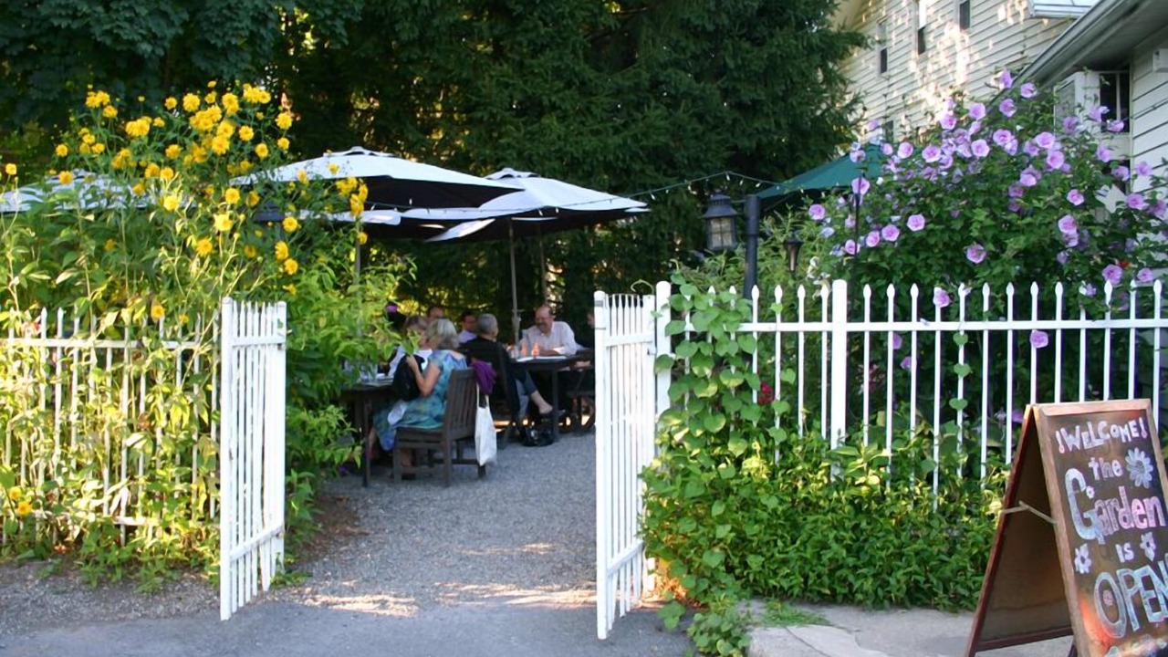 Photo of Outdoor in Woodstock