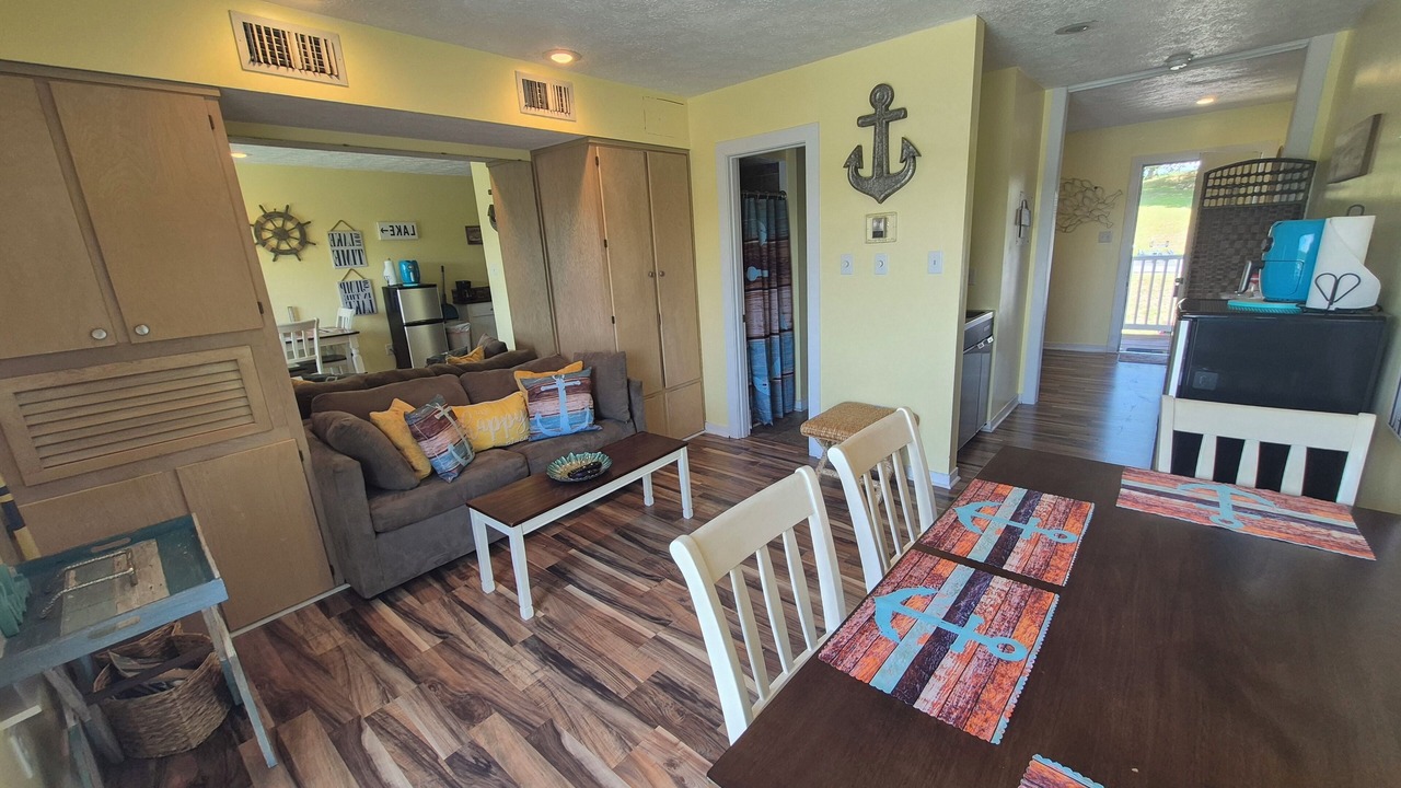 Photo of Livingroom in North Shore