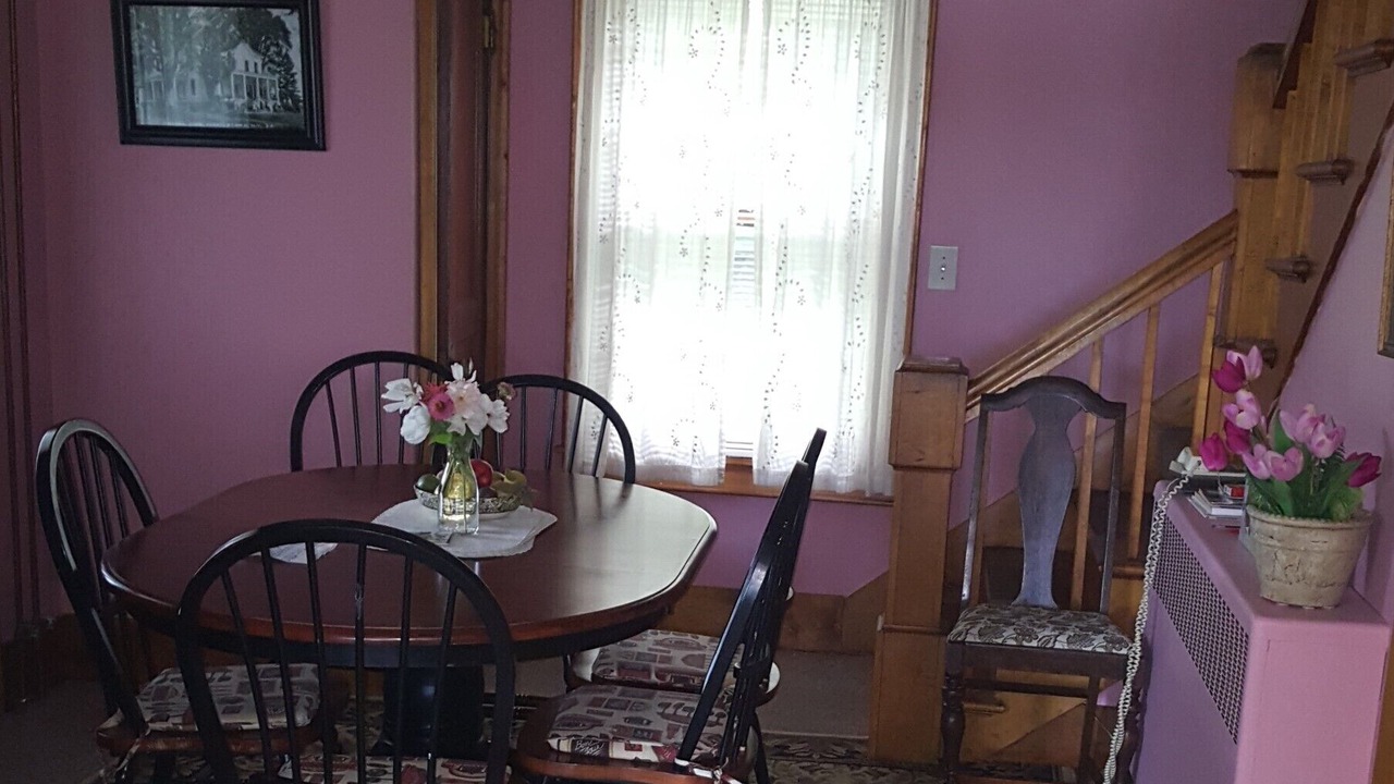 Photo of Livingroom in Chestertown