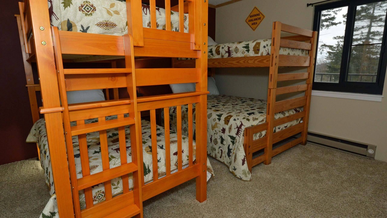Photo of Bedroom in Snowshoe