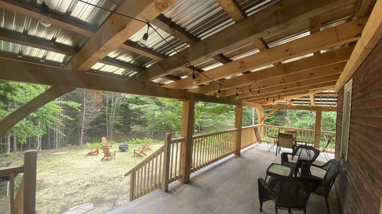 Photo of Patio Balcony in Lyndon Center