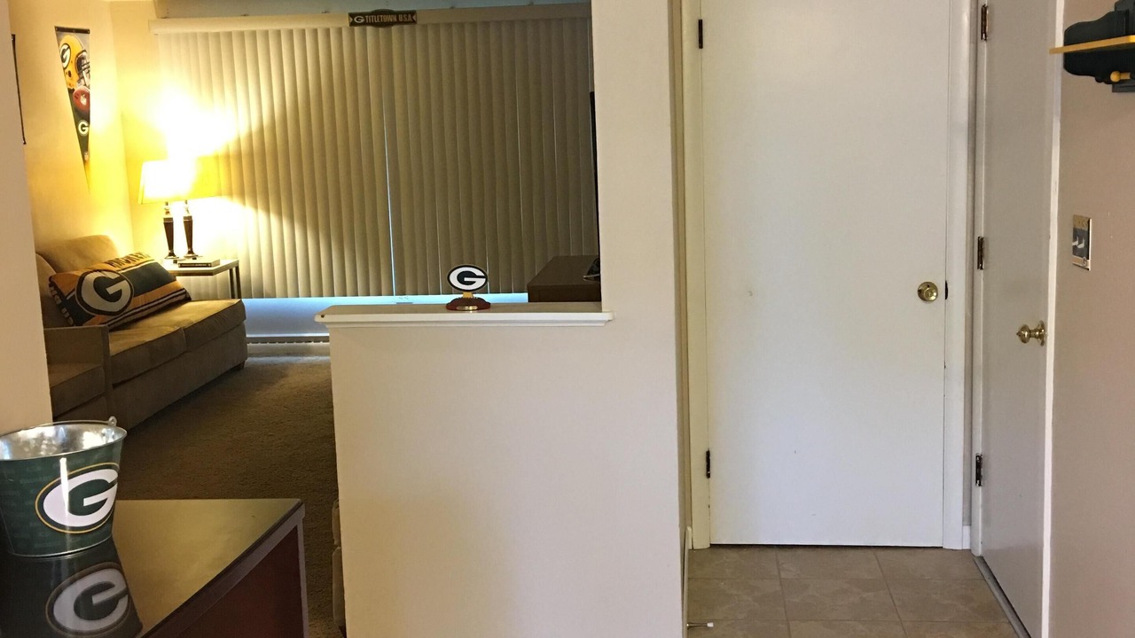 Photo of Others in Green Bay