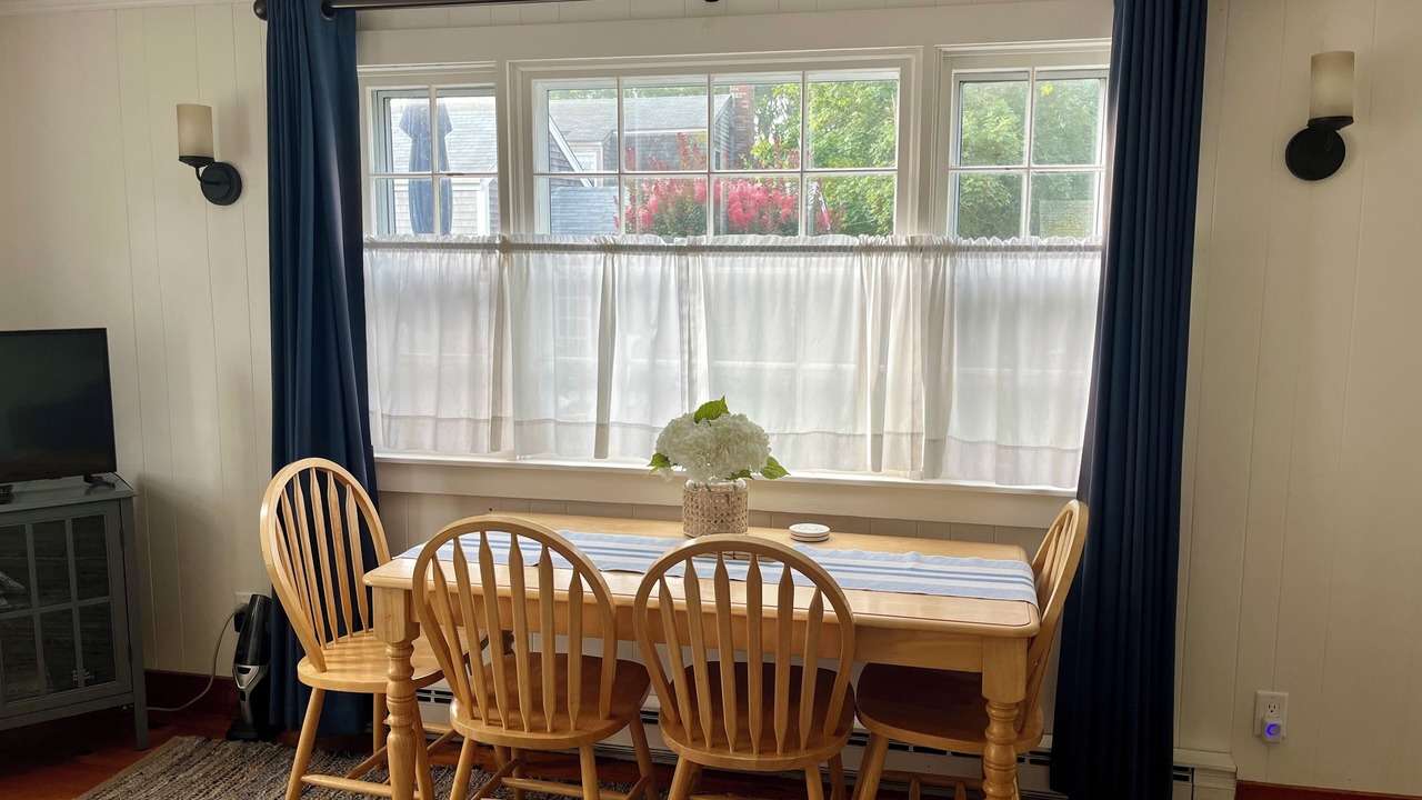 Photo of Others in Nantucket Town