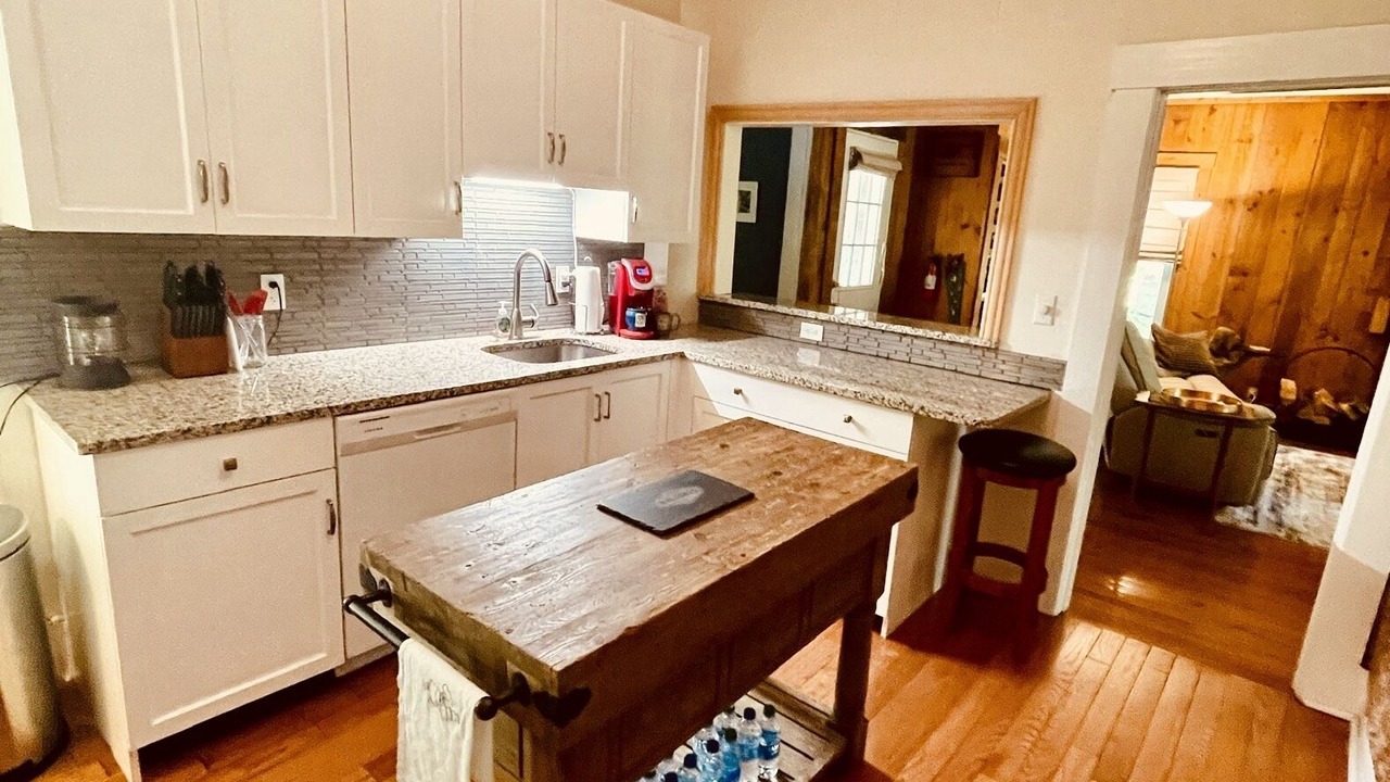 Photo of Kitchen in South Londonderry