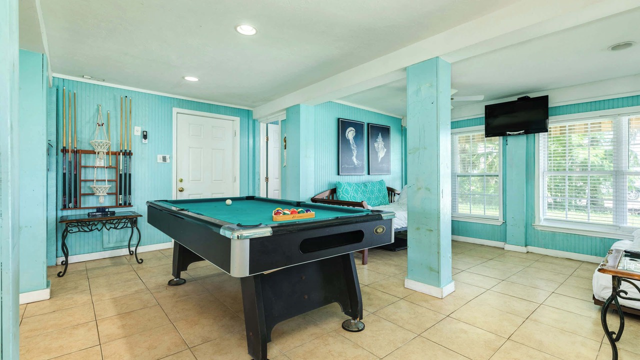Photo of Bedroom in Jamaica Beach