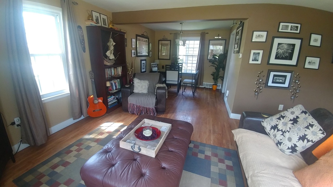 Photo of Livingroom in Amherst