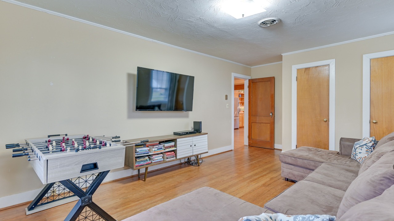 Photo of Livingroom in Windham