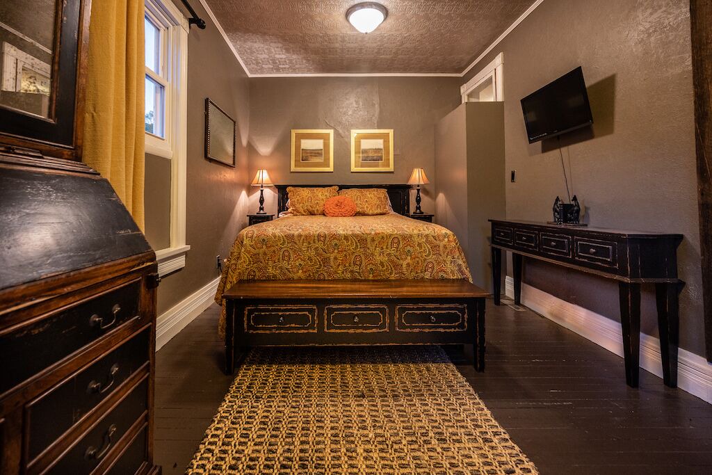 Photo of Bedroom in Friendsville