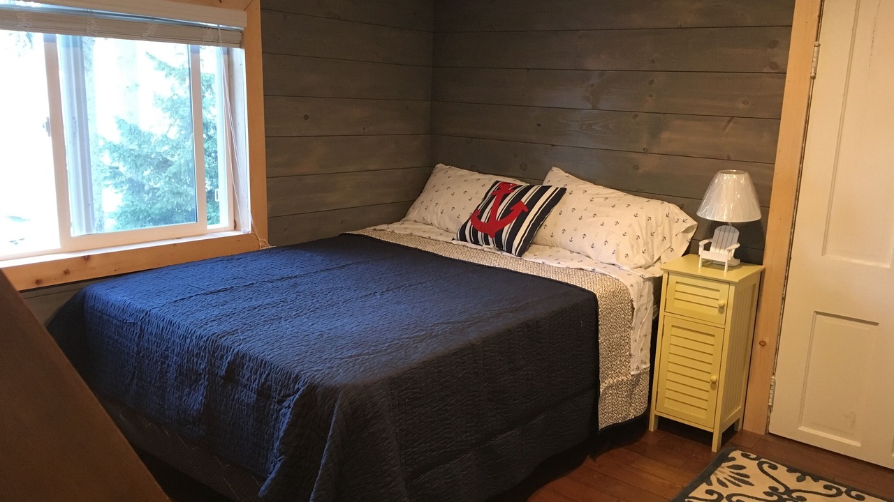 Photo of Bedroom in Conesus