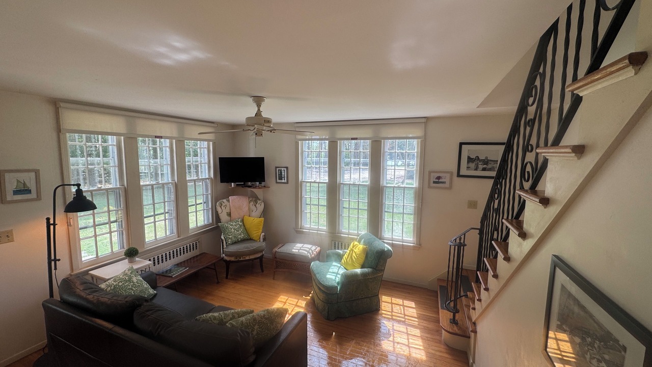 Photo of Livingroom in Pipes Cove