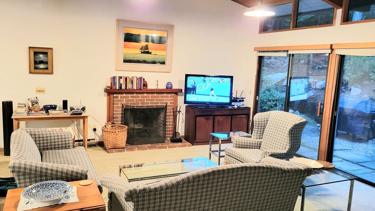 Photo of Livingroom in Seal Harbor