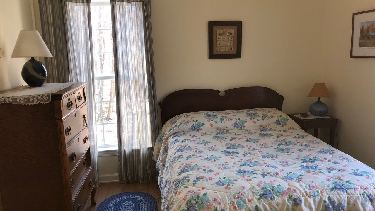 Photo of Bedroom in Searsburg