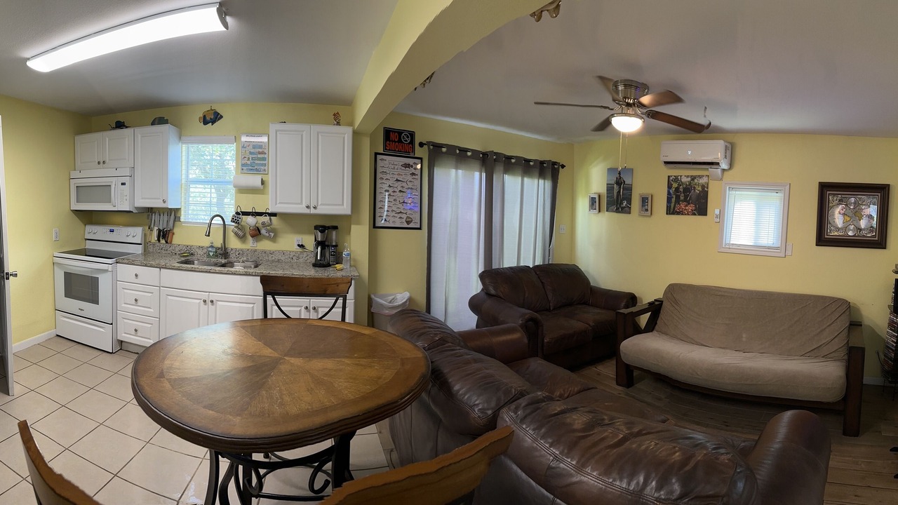 Photo of Livingroom in Rockport