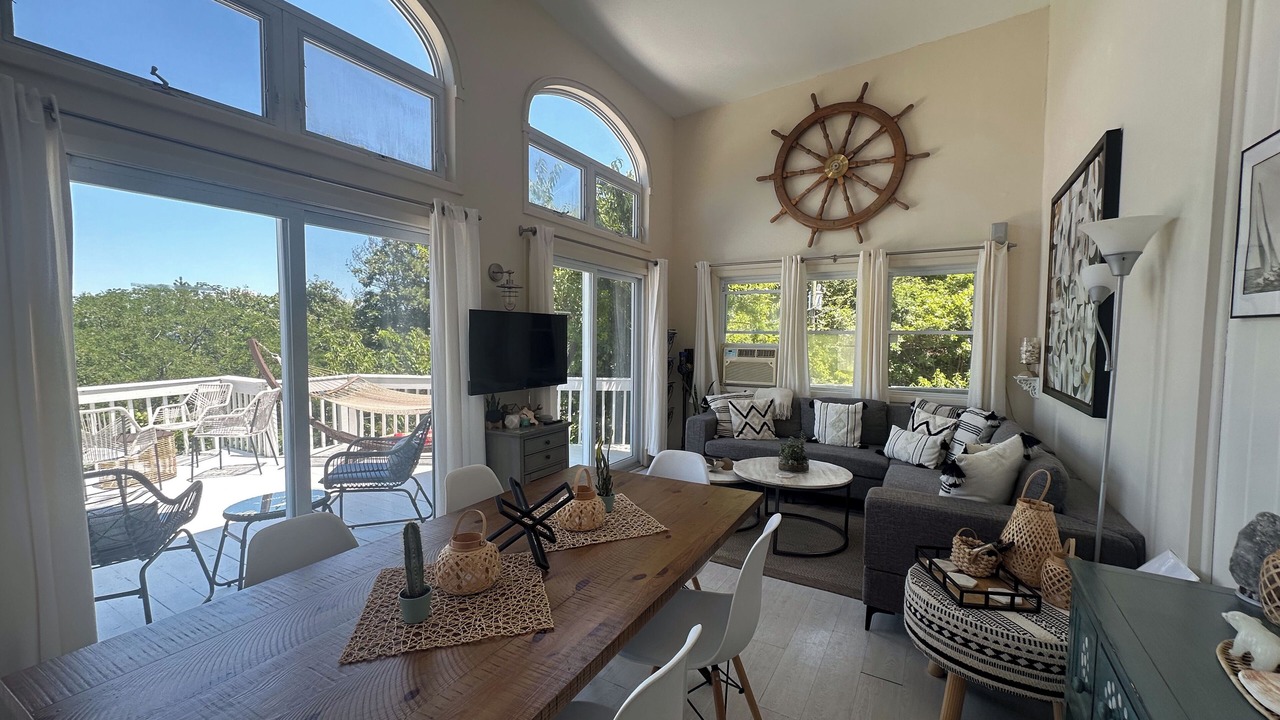 Photo of Livingroom in Woodcliff Park