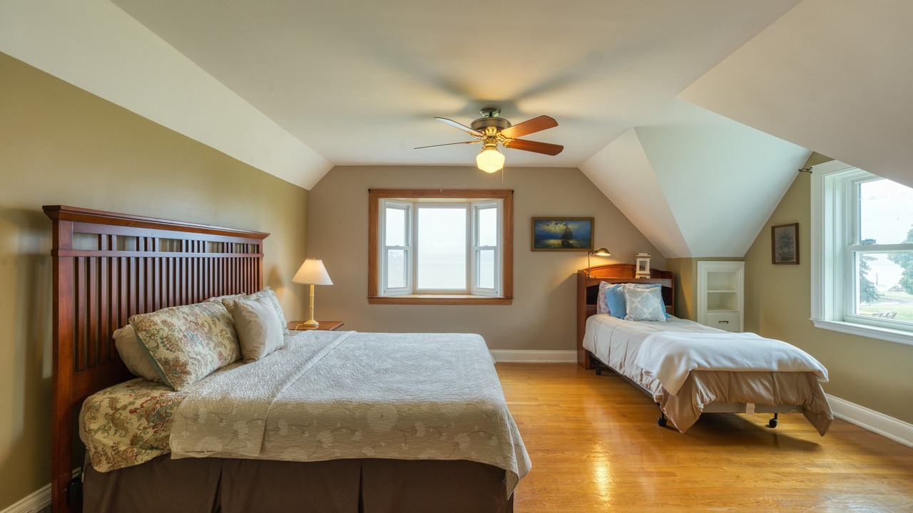 Photo of Bedroom in Town of Owasco