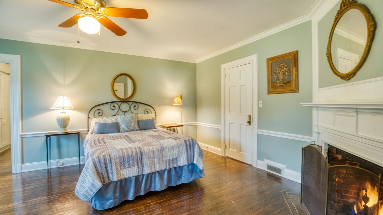 Photo of Bedroom in Town of Owasco