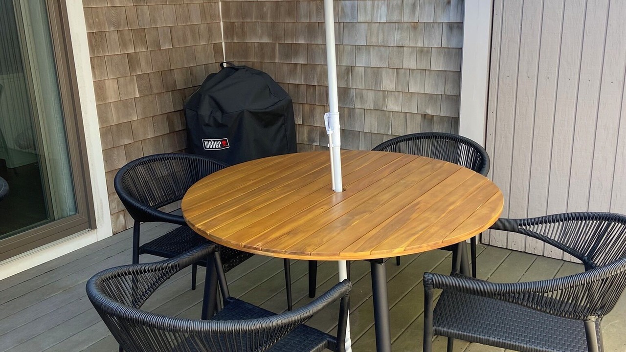 Photo of Others in Hyannis