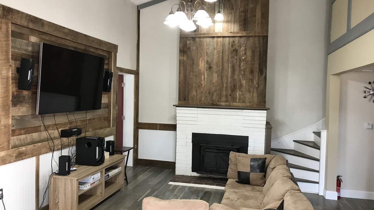 Photo of Livingroom in Alderson