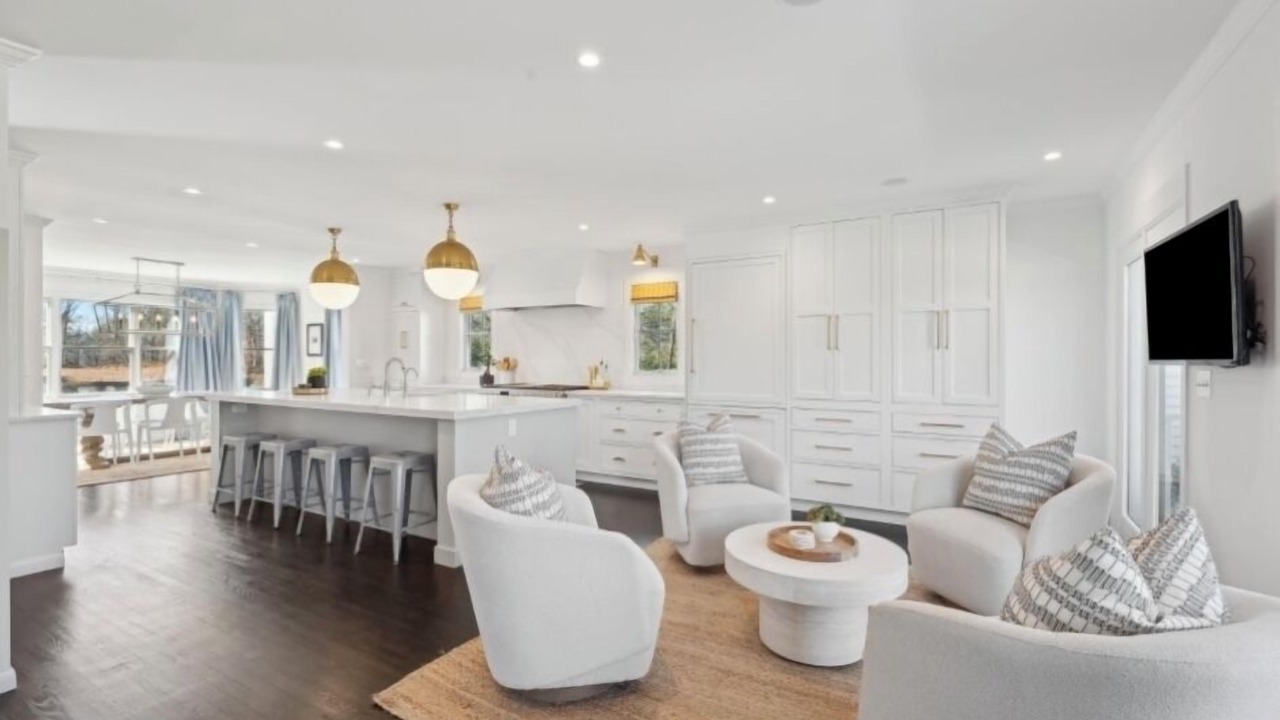 Photo of Livingroom in Shinnecock Hills