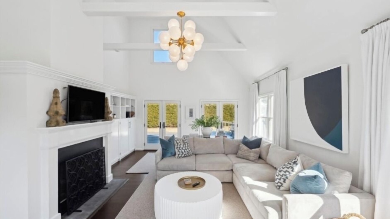Photo of Livingroom in Shinnecock Hills